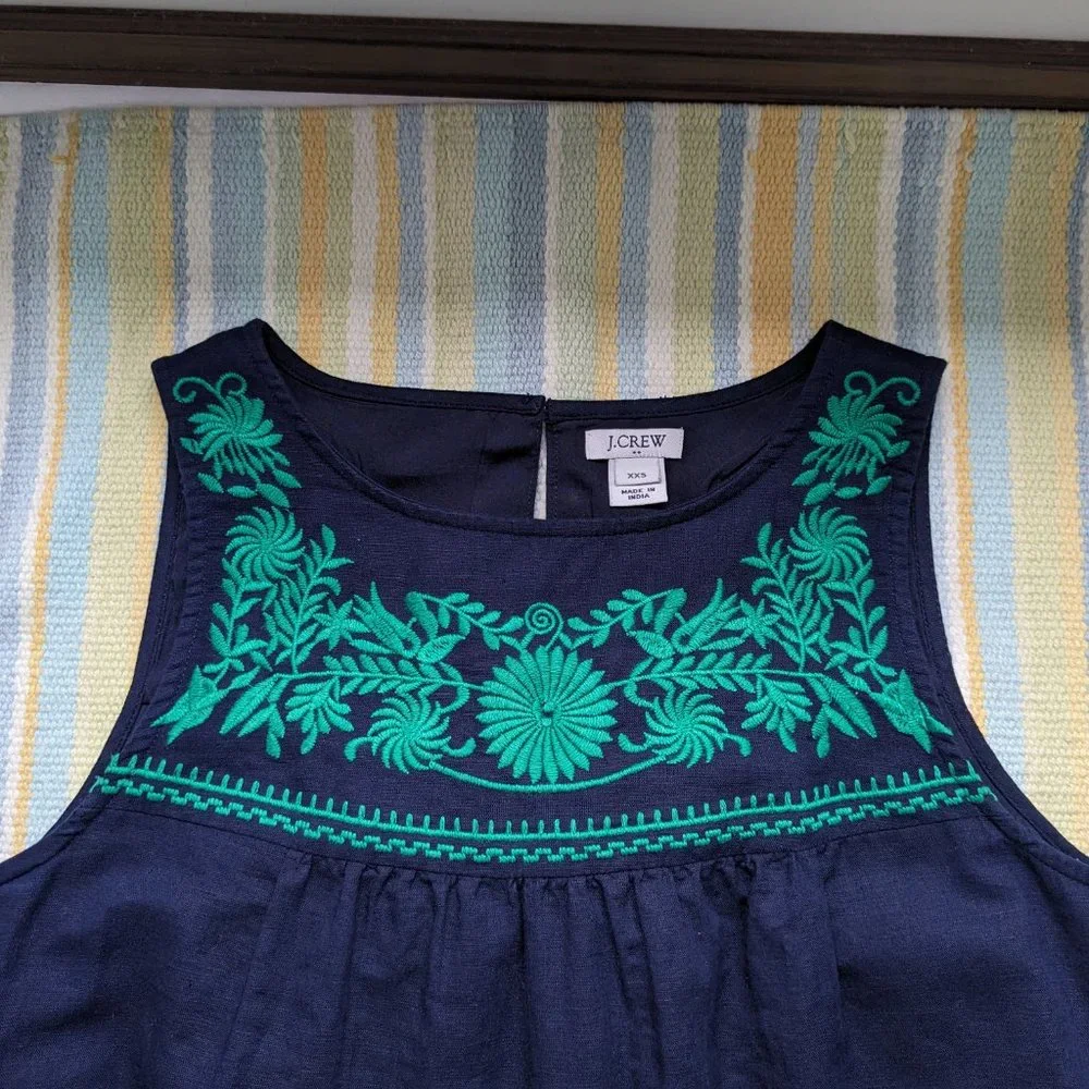 ⭐ J. Crew Navy & Green embroidered Linen-blend tank shift dress XXS